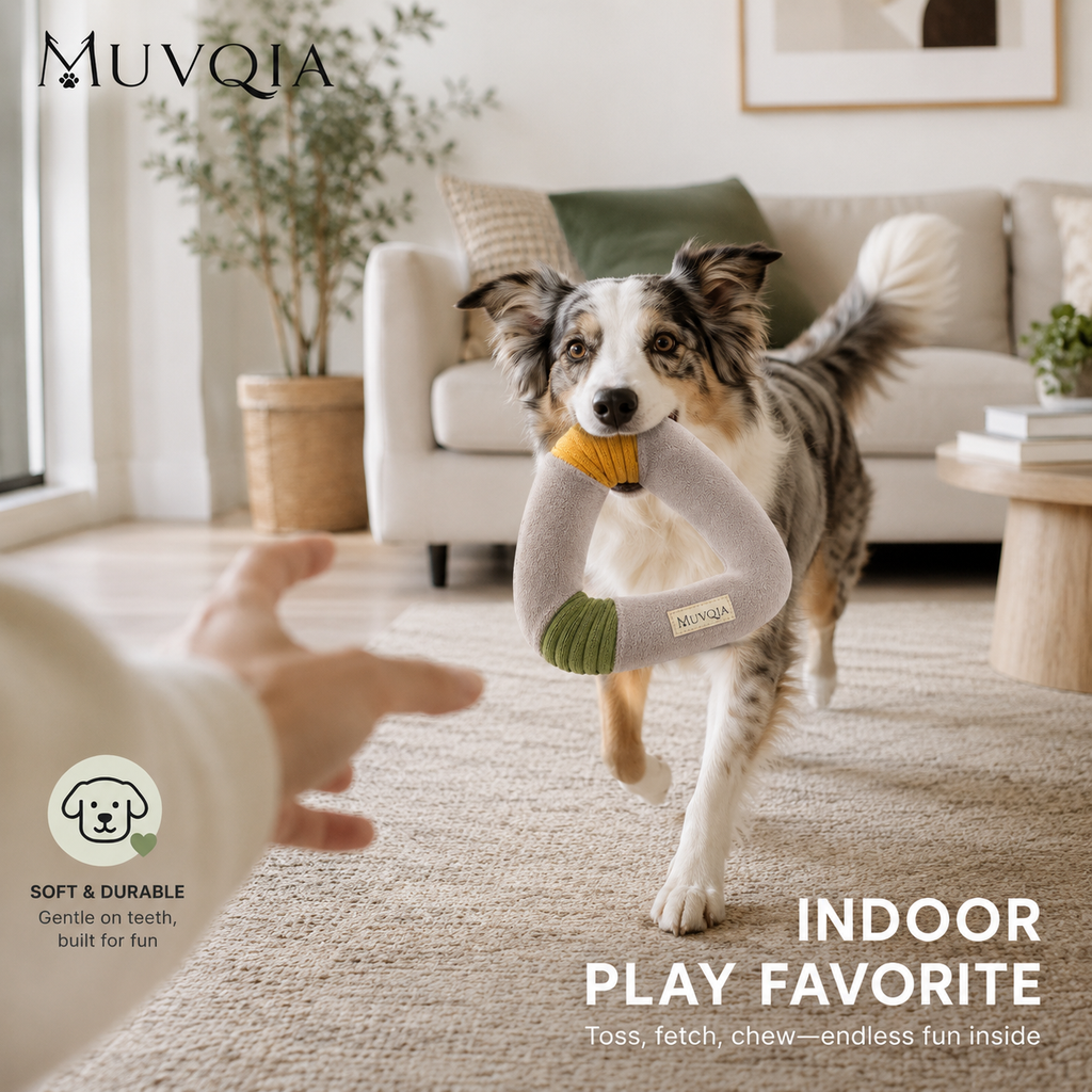 MUVQIA Twist-Loop Plush Dog Toy – Soft Triangle Fetch & Tug Toy, Lightweight Easy-Grip Interactive Chew Toy for Small, Medium & Large Dogs, Indoor & Outdoor Play